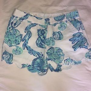 Lilly Pulitzer buttercup shorts!